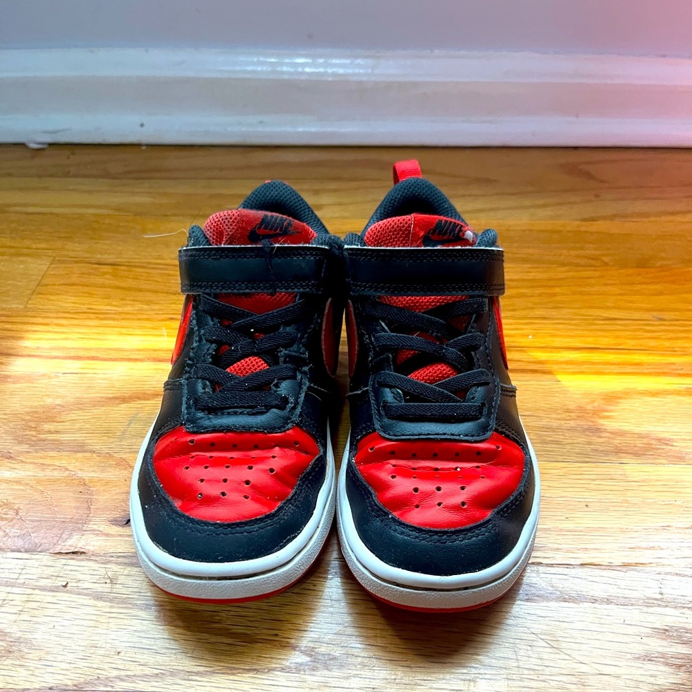 Nike low Dunks size 13